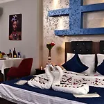 Rays - Bakirkoy Center 3*