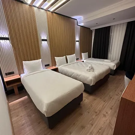 מלון Rays Hotel - Bakirkoy Istanbul City Center 3*