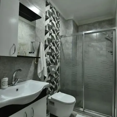 Rays - Bakirkoy Center Szálloda 3*