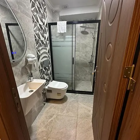 Rays - Bakirkoy Center Стамбул