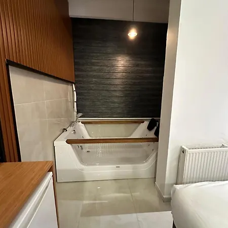 Rays - Bakirkoy Center Hotell 3*